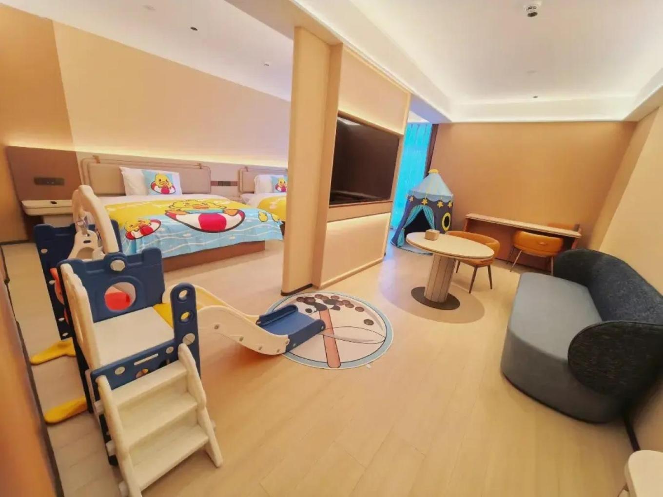 Mehood Lestie International Hotel Zhuhai Lovers Road Branch - Free Breakfast & Free Afternoon Tea & Free Midnight Snack Exterior foto